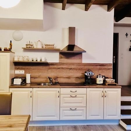 Romantic Apartments Sweet Baci Maribor Ngoại thất bức ảnh